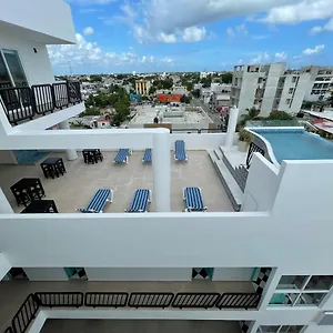 Hotel Winday A 4 Calles De La 5A Avenida Hotel